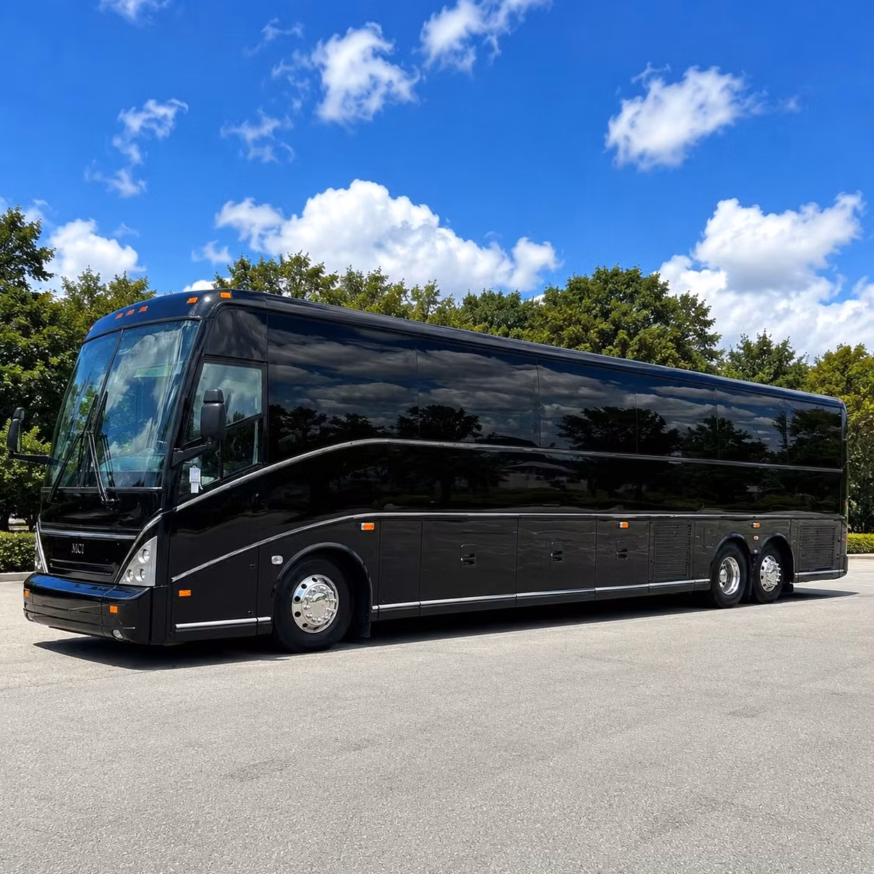 charter buses and party buses for oak mountain amphitheatre shows